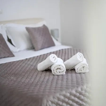 Silver Luxury Lejlighed