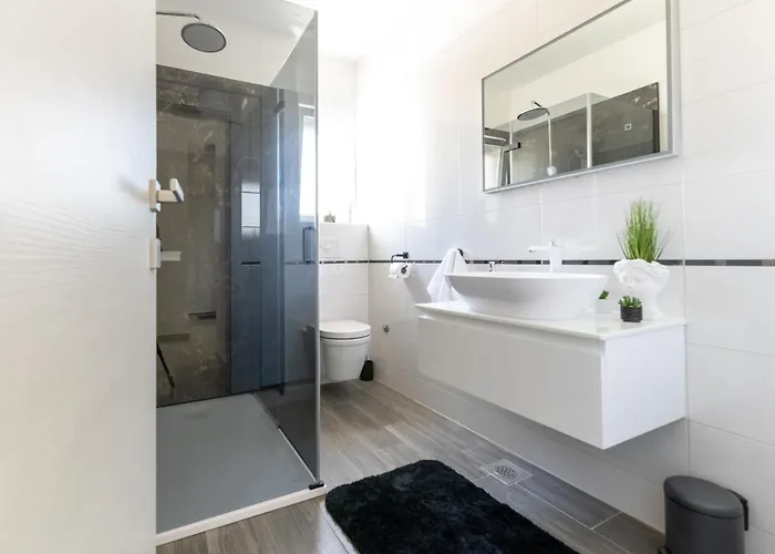 Silver Luxury Apartamento